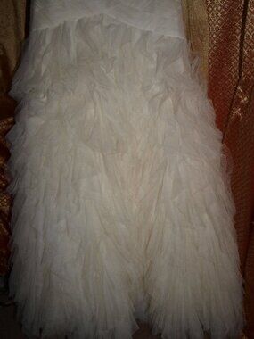 Size 6 Wedding DRESS By Galina Signature Used once for photo shoot Strapless